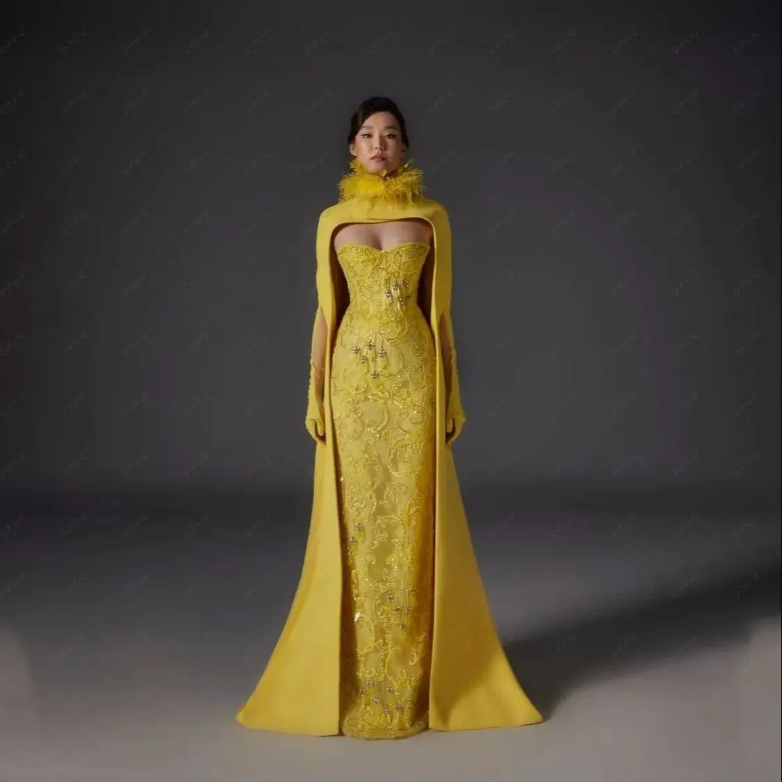 

High Couture Women Dresses with Ostrich Cloak Prom Dress Applique Beadig Yellow Full Sleeve Party Gowns Saudi Arabic