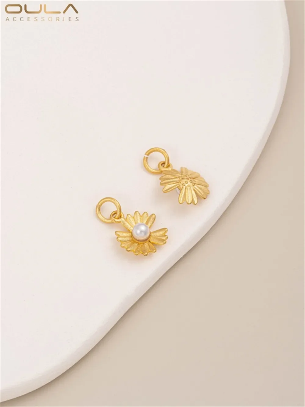 

Sandgold Accessories Flower Buds Lotus Flower Small Daisies Lucky Stone Pendant Handmade Diy Jewelry Materials