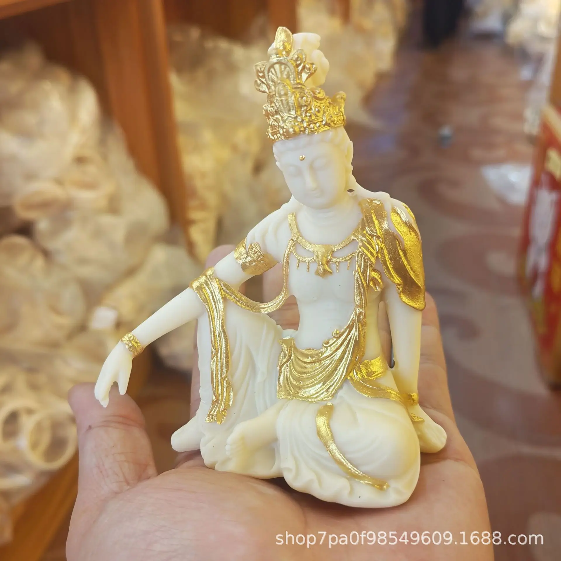 HYS new Bodhi fruit carving from Guanyin Bodhisattva Buddha statue home temple worship statue ornament home decoration