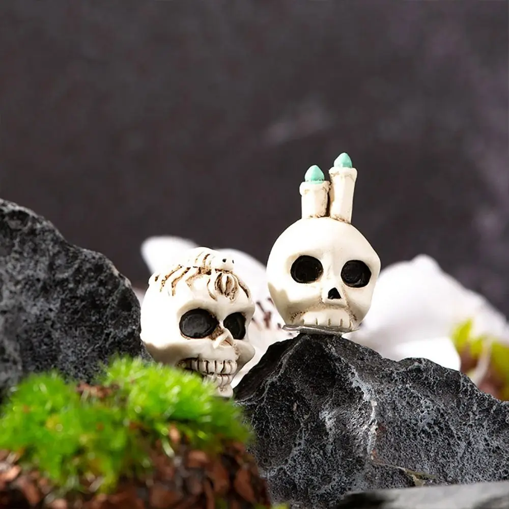 Mini Halloween Miniature Figurine Spider Bat Candle Skull Cartoon Scary Rabbit Statue Micro Landscape Halloween
