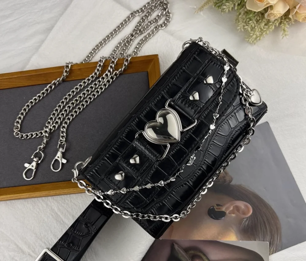 Mini Lipstick Key Flap Fanny Packs Women White Silver PU Leather Lattice Waist Belt WIth Small Coin Bag PU Chain Chest Bag Women