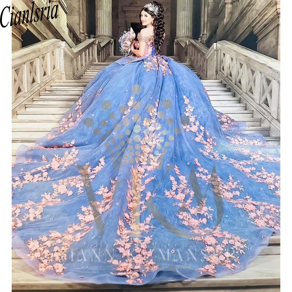 Abito Quinceanera di lusso con spalle scoperte Applicazioni in pizzo Sweet 15 16 Abito da ballo lungo fino al pavimento Sweep Train