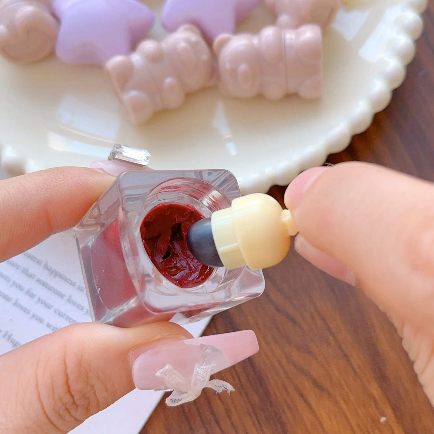 فرشاة شفاه صغيرة لطيفة من السيليكون Q فرش مكياج ناعمة لأحمر الشفاه ورأس مستدير وأشكال لطيفة وفرش خافي عيوب البشرة بزاوية كرتونية أدوات تجميل #3