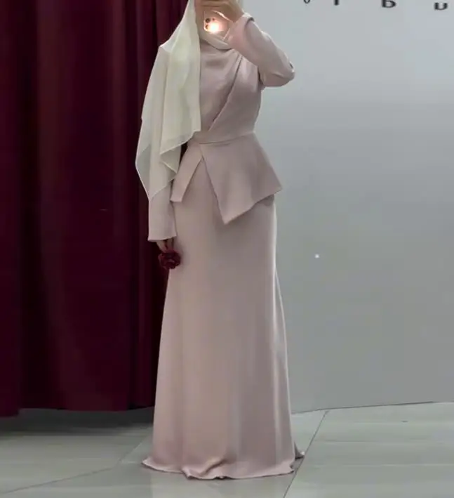 2025 Set gonna slim fit a maniche lunghe da donna Temperamento elegante Tinta unita Nuovo arrivo