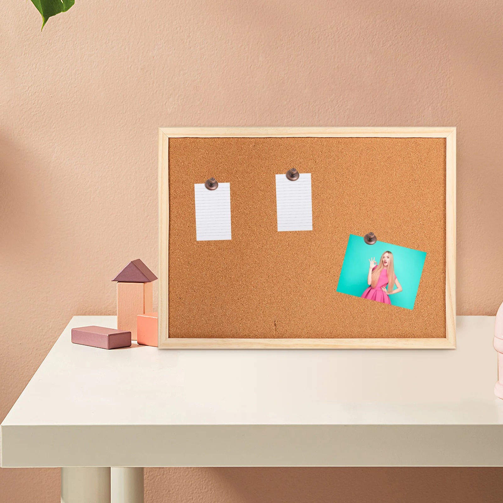 Tablero de corcho con ganchos para aviso de oficina, decoración de boletos, tablero de corcho con letras para aula