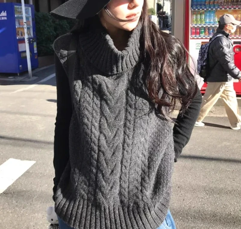 

Casual Solid Loose Knitted Top Winter Turtleneck Sleeveless Knitted Vest Women's New Elegant Knitwear