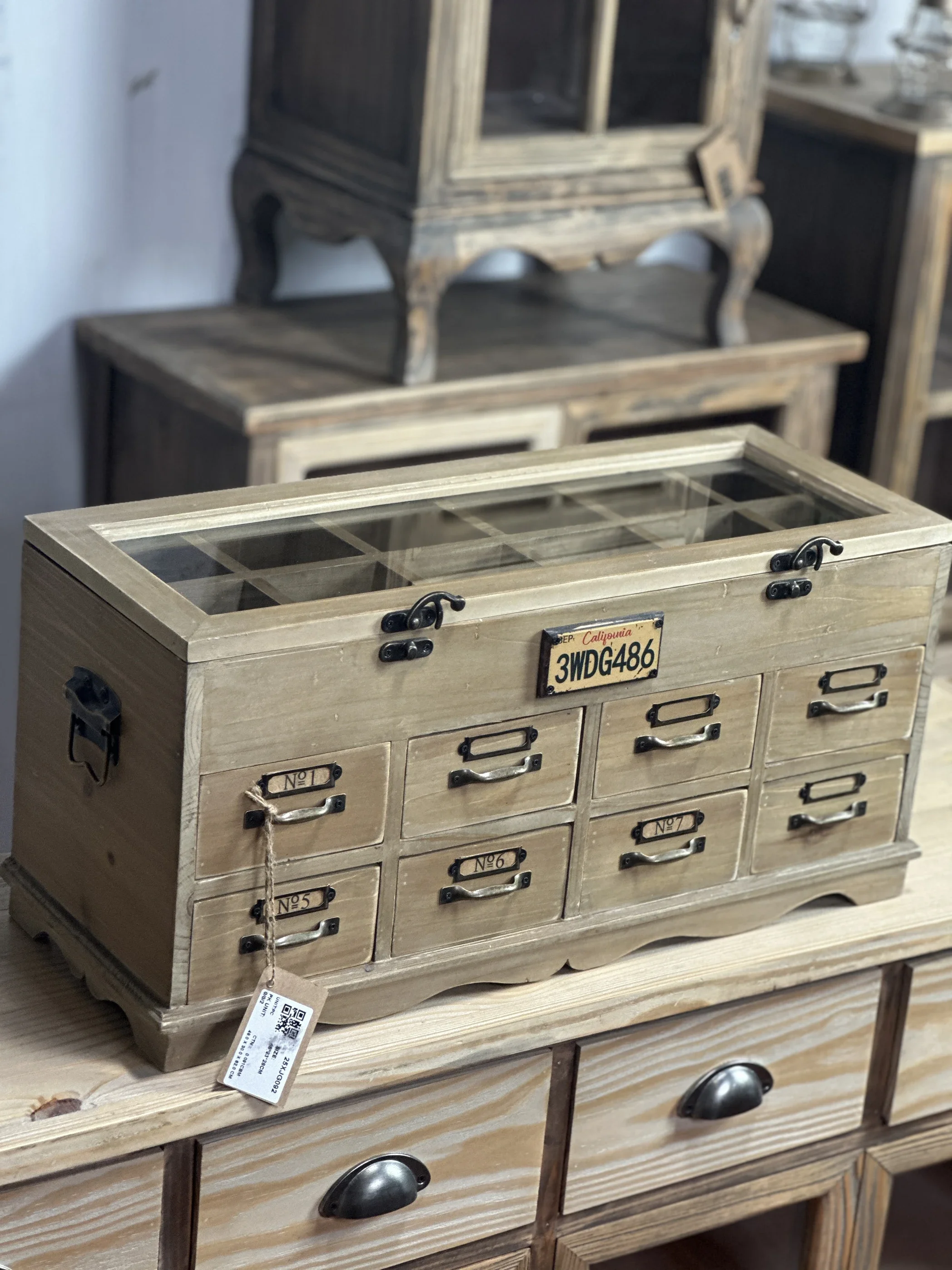 Export German country style retro small furniture eight draw 12 grid solid wood glass treasure cabinet jewelry cabinet