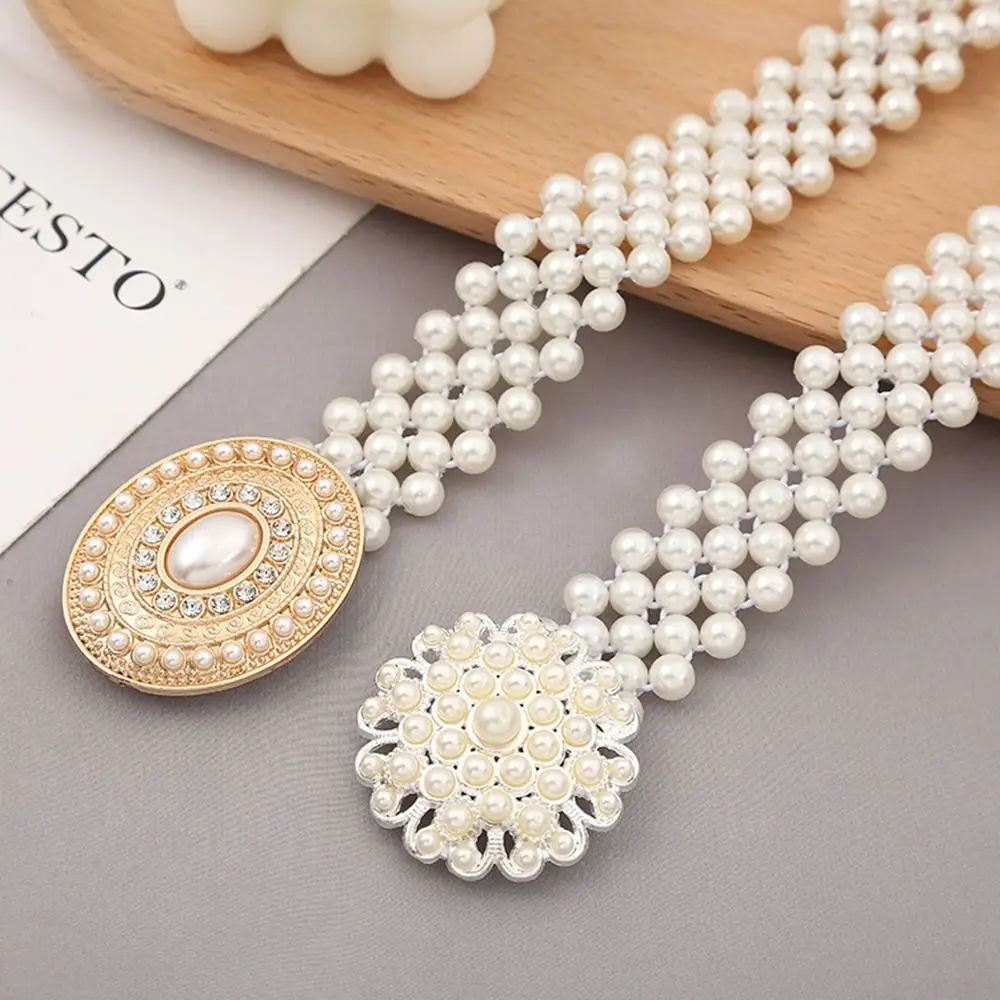 حزام خصر مرن للسيدات على الموضة مع سلسلة خصر بسيطة وأنيقة من حجر الراين وحزام خصر لؤلؤي رفيع للنساء