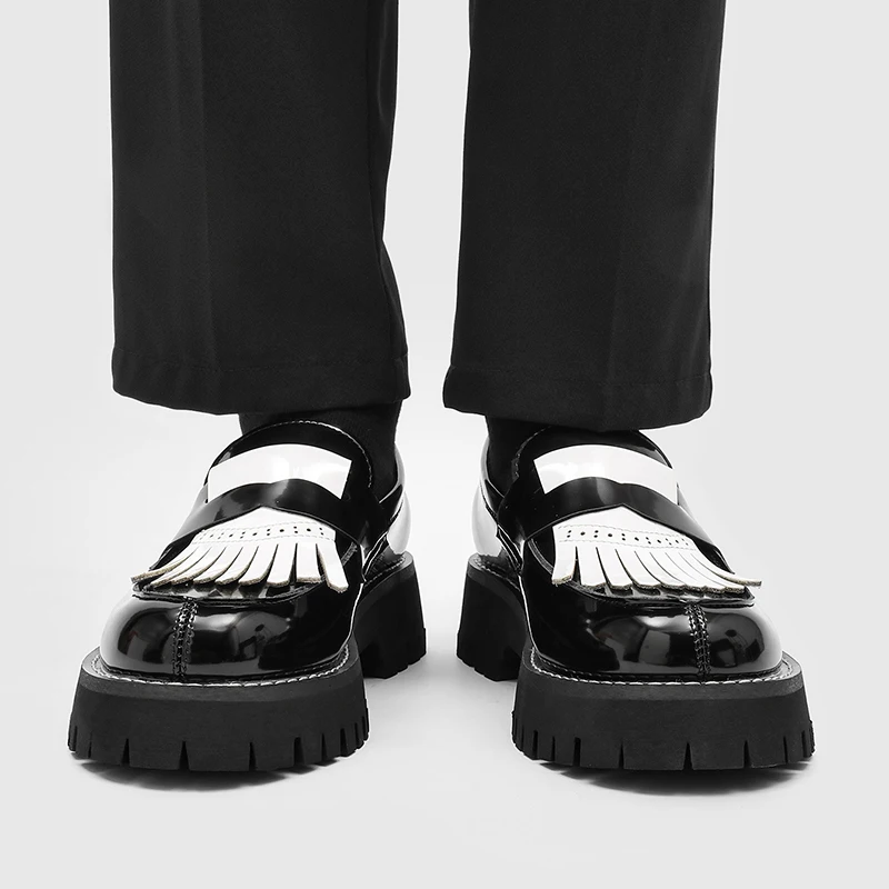 University Style Men Thick Soled Loafers Mirror Polished Anti Slip Color Blocking Tassel Versatile Shoes for Daily Commuting