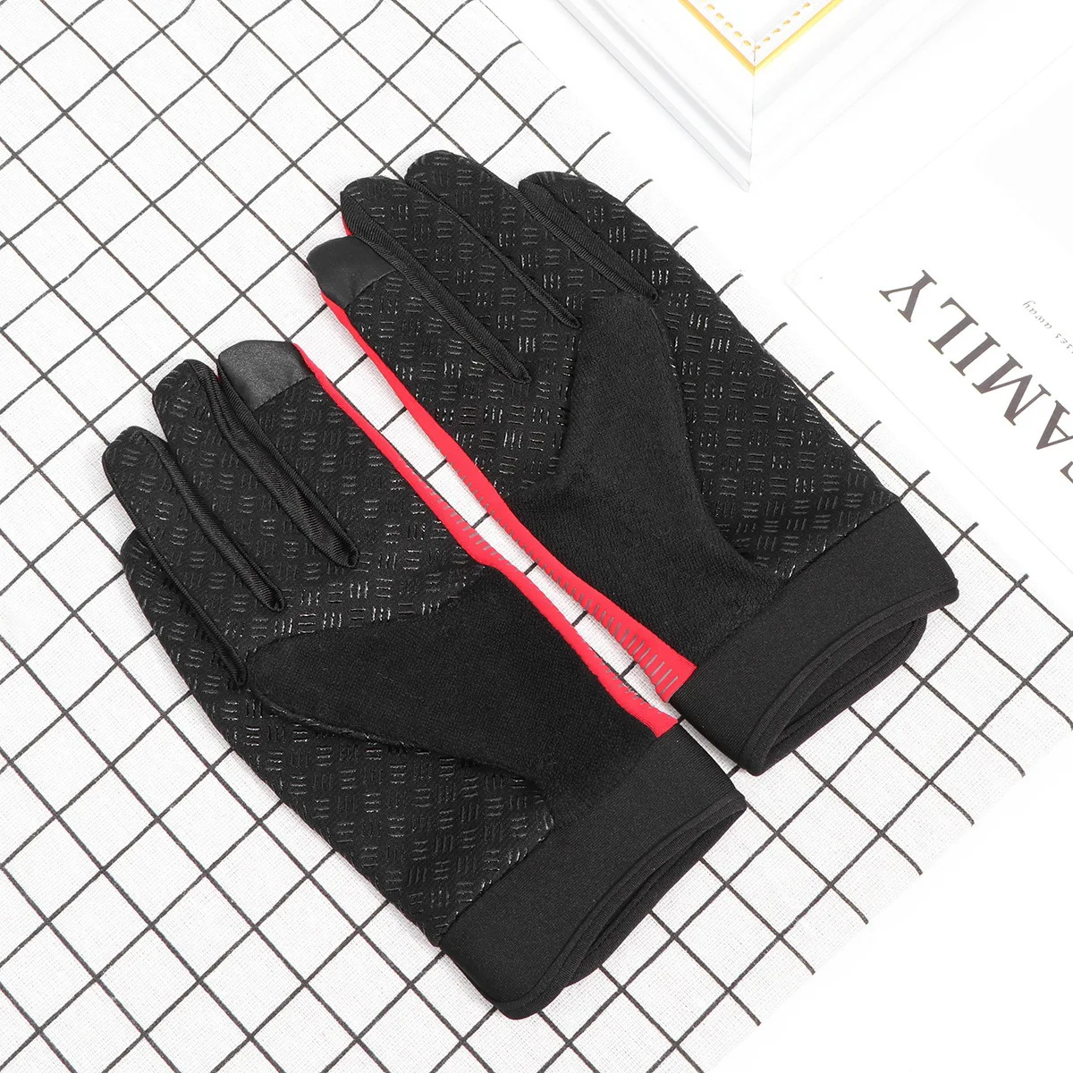 

1Pair Anti-Slip Diving Gloves Fishing Scratch Prevention Safety Gloves For Swimming Snorkeling Scuba Water Sports Black Orange L