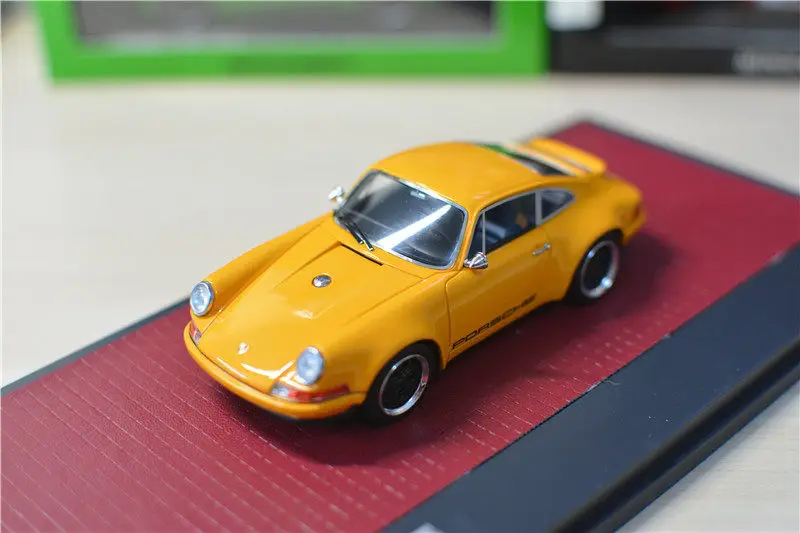 Matrix 1:43 Scale Porsche 911 Targa Singer 2014 Yellow Resin Car Model