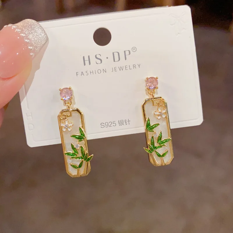 Luxury with a touch of elegance  Fashion Personality Subtle design sense New Chinese Style Bamboo leaves  Geometry Alloy Eardrop