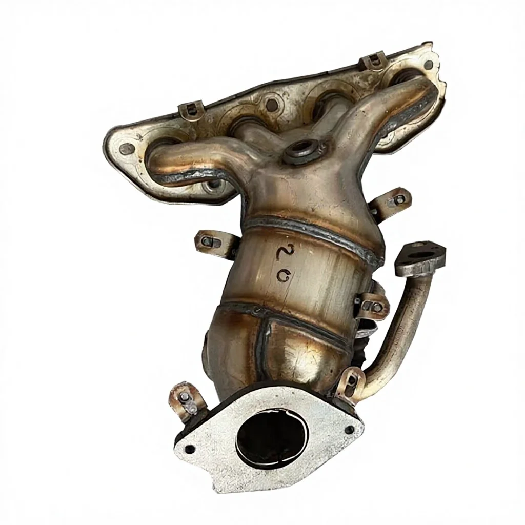 

Hot Sale Three Way Exhaust Catalytic Converter for Nissan KLCKS New Model