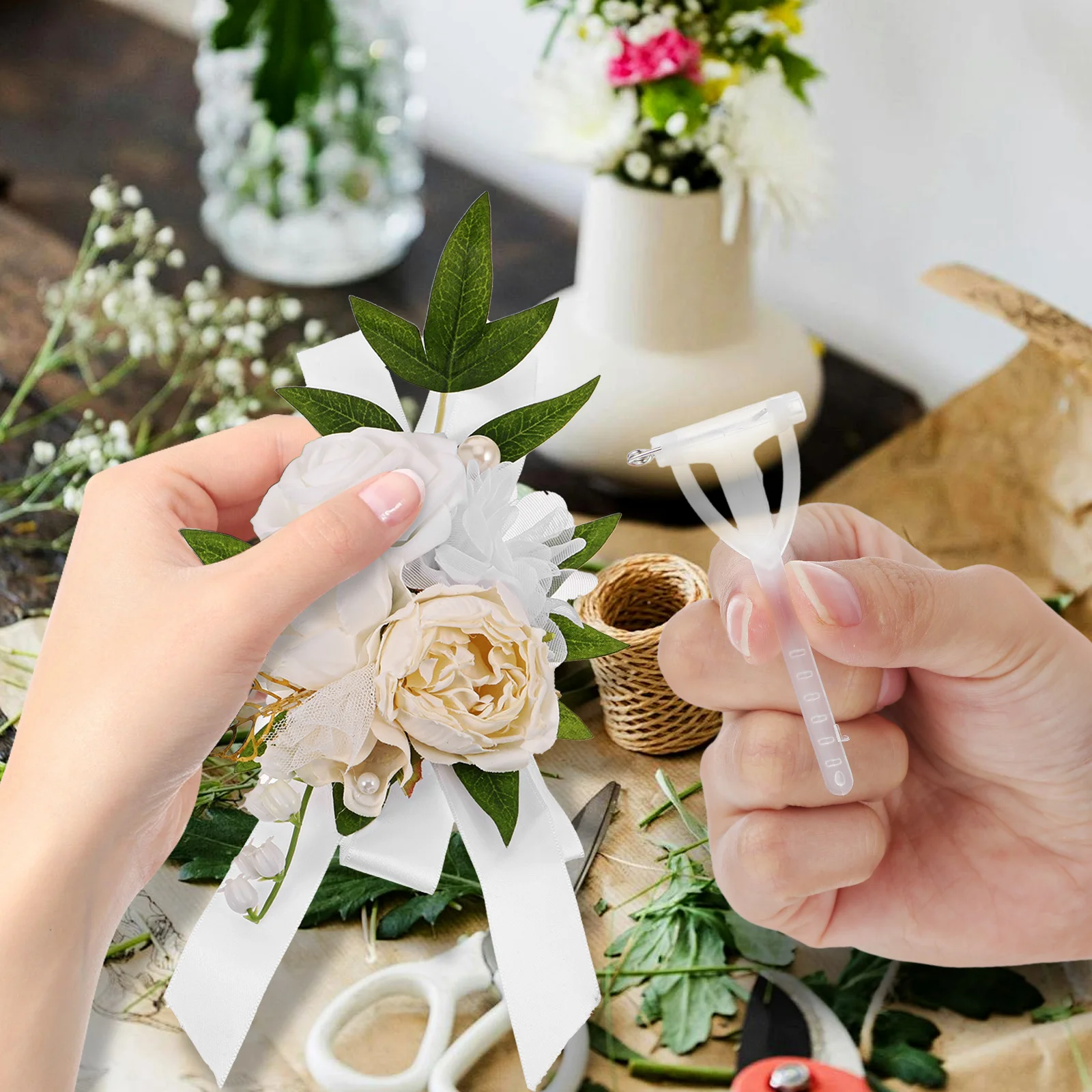 

90pcs Transparent Triangle Brooch Pins Plastic Corsage Safety Pins For Crafts Clothes Decorations Lapel Pin Boutonniere Supplies