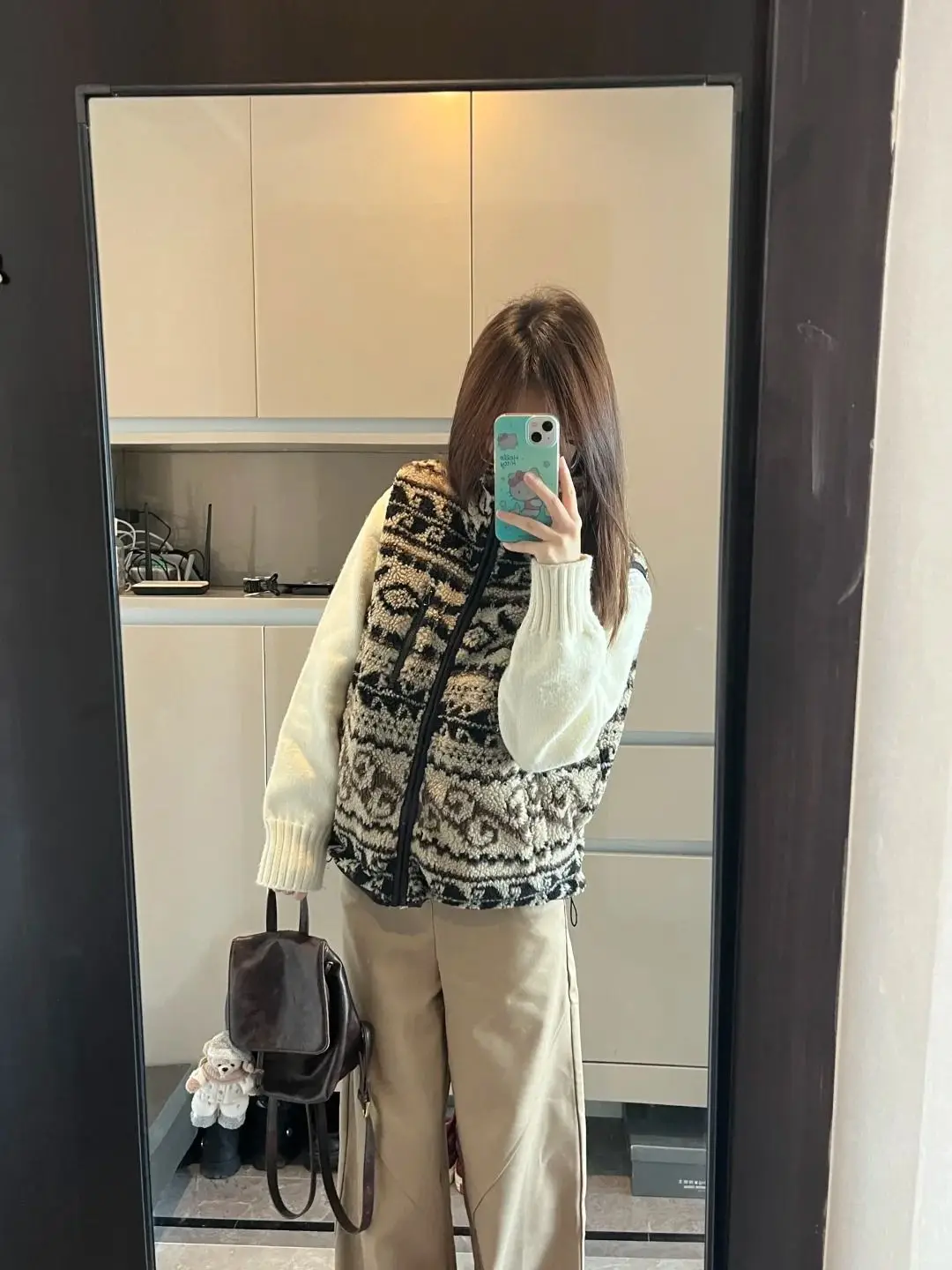 Warm Zipper High Neck Outerwear for Women New Sleeveless Vest for Autumn and Winter 2025