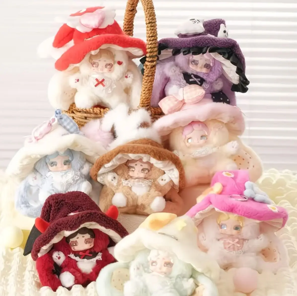 لاكي دير ناي الفينيل تحصيل لعبة قلادة صندوق أعمى لطيف الساحرة سلسلة العصرية هدية لعيد الميلاد عيد الميلاد 100% حقيقية