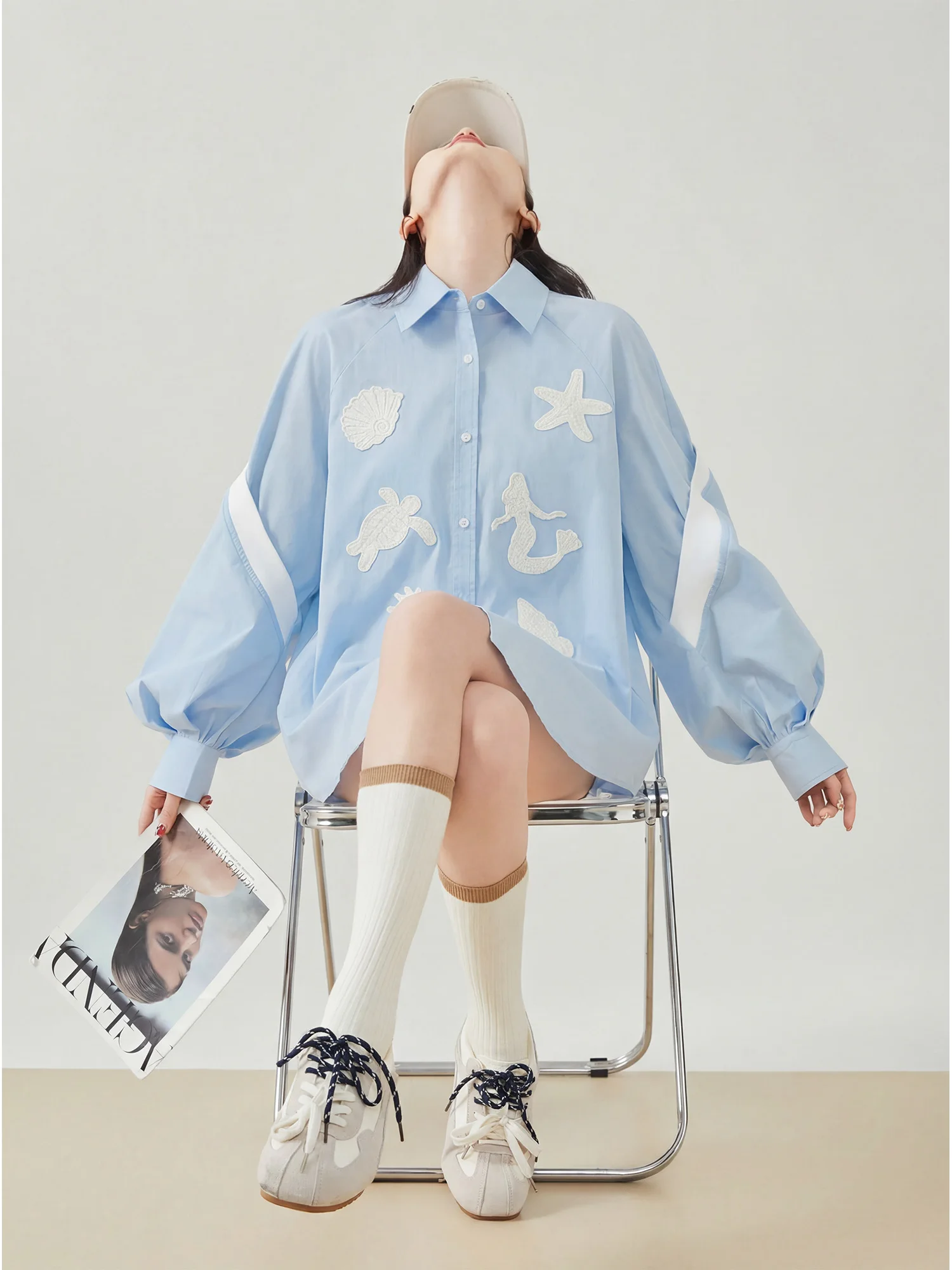 

Blue Knitted Embroidered Lantern Sve irt Women's Spring 2026 New Sle Loose Fit High-End Feel Coat Jaet Commute Sle