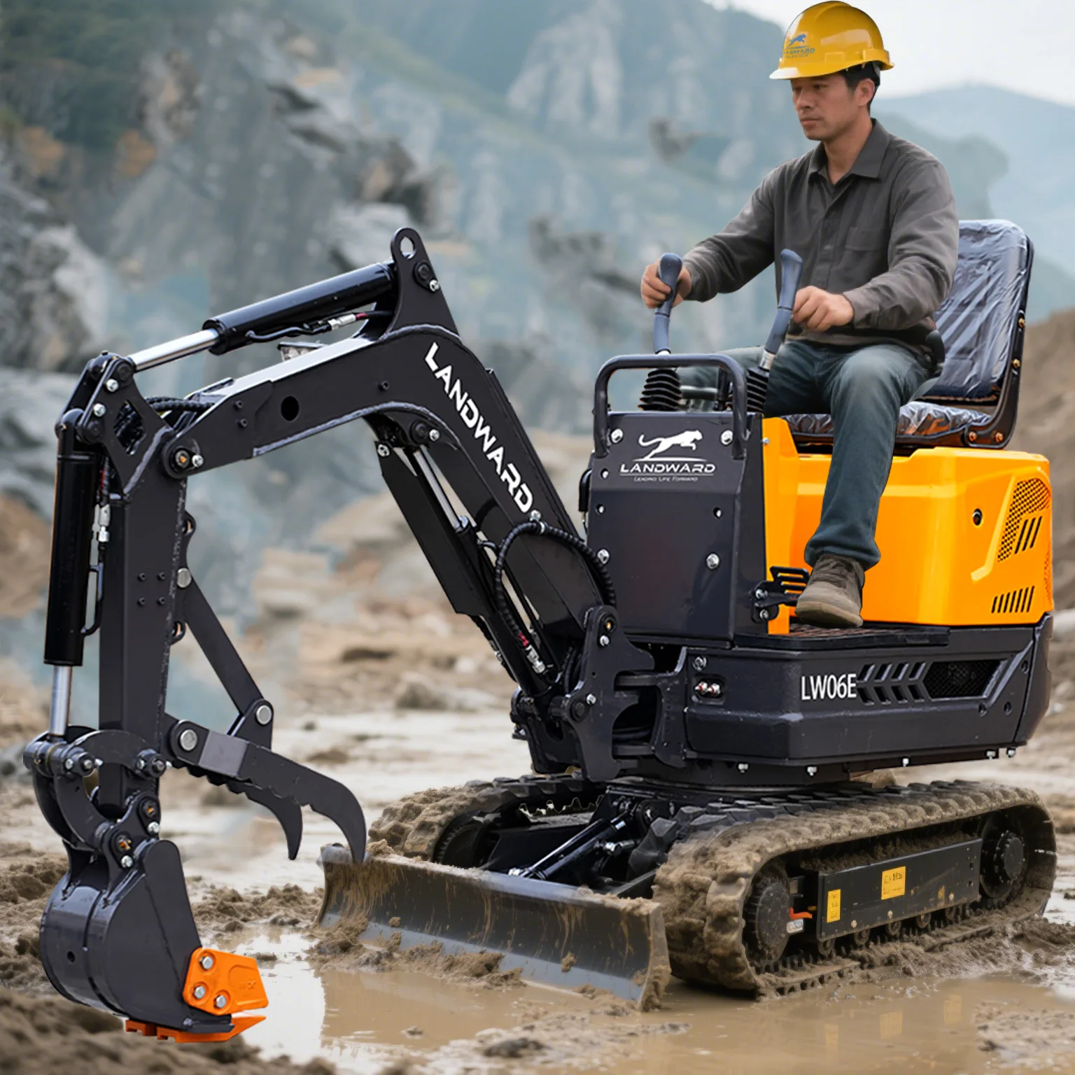 China 1.7 Ton Excavators LW17E Multifunctional Excavator Piston Pump Customized Euro 5 Kubota D722 Engine Mini Excavator Custom