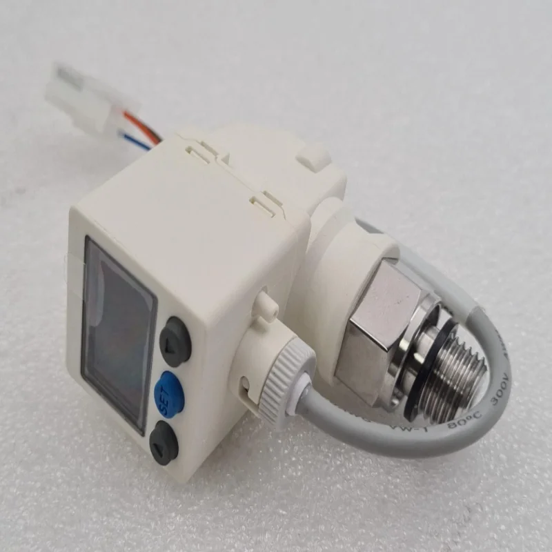 Brand new, genuine pressure sensor KP75C-02-F1L  KP75C-04-F1L  KP75H02-02-F1 KP75H02-04-F1  KP75H07-02-F1  KP75H07-04-F1