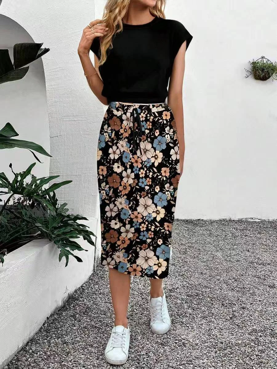 Women's Spring/Summer Fashion Two-Piece Set - Solid Color Elegant Round Neck Vest + Colorful Floral Print Skirt Two-Piece Set