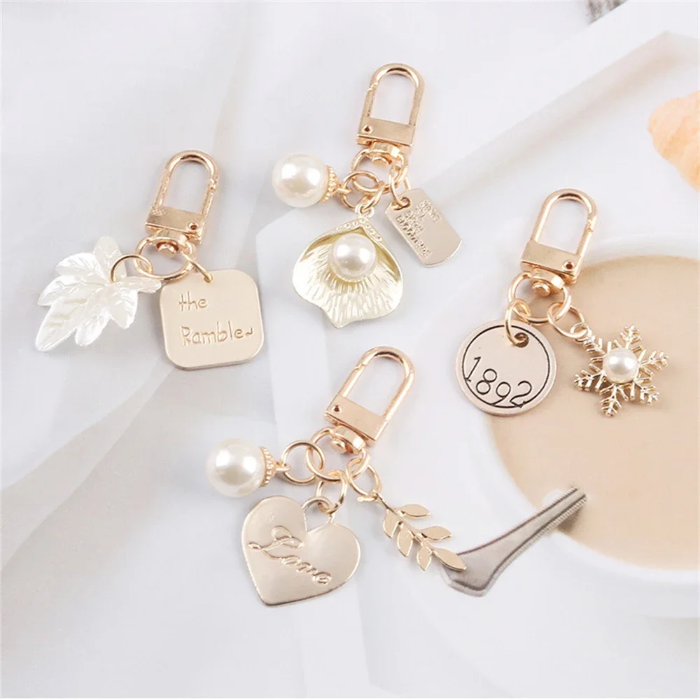 Creative Vintage Pearl Shell Keychain Women Girl Cute Mini Pearl Heart Key Chain Car Key Ring Holder Trinket Bag Charms Jewelry