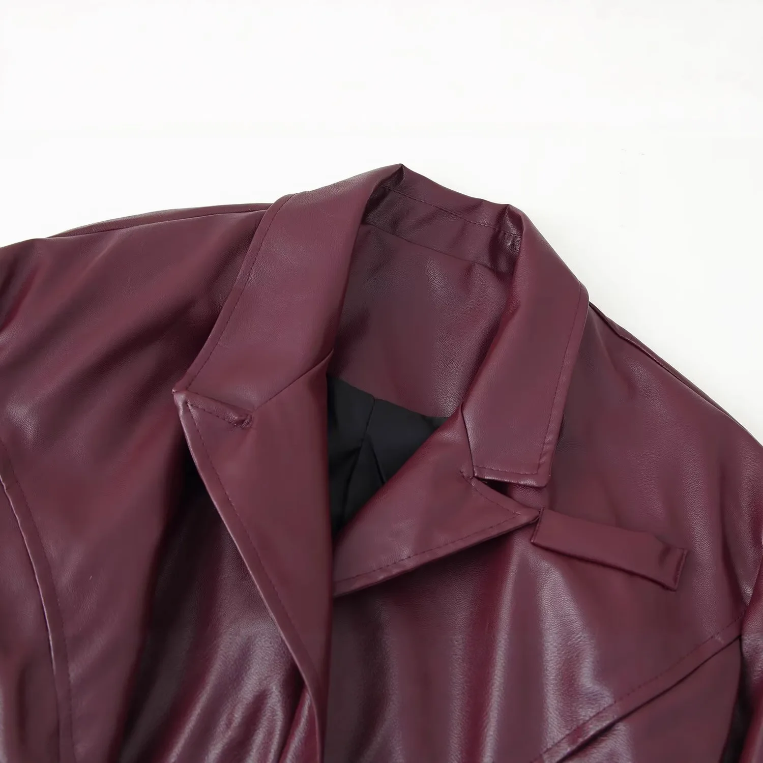 2025 Otoño Invierno nuevo vino rojo cuello vuelto Nudo de lazo Chaqueta corta de cuero mujer moda abrigo ajustado opciones multicolores
