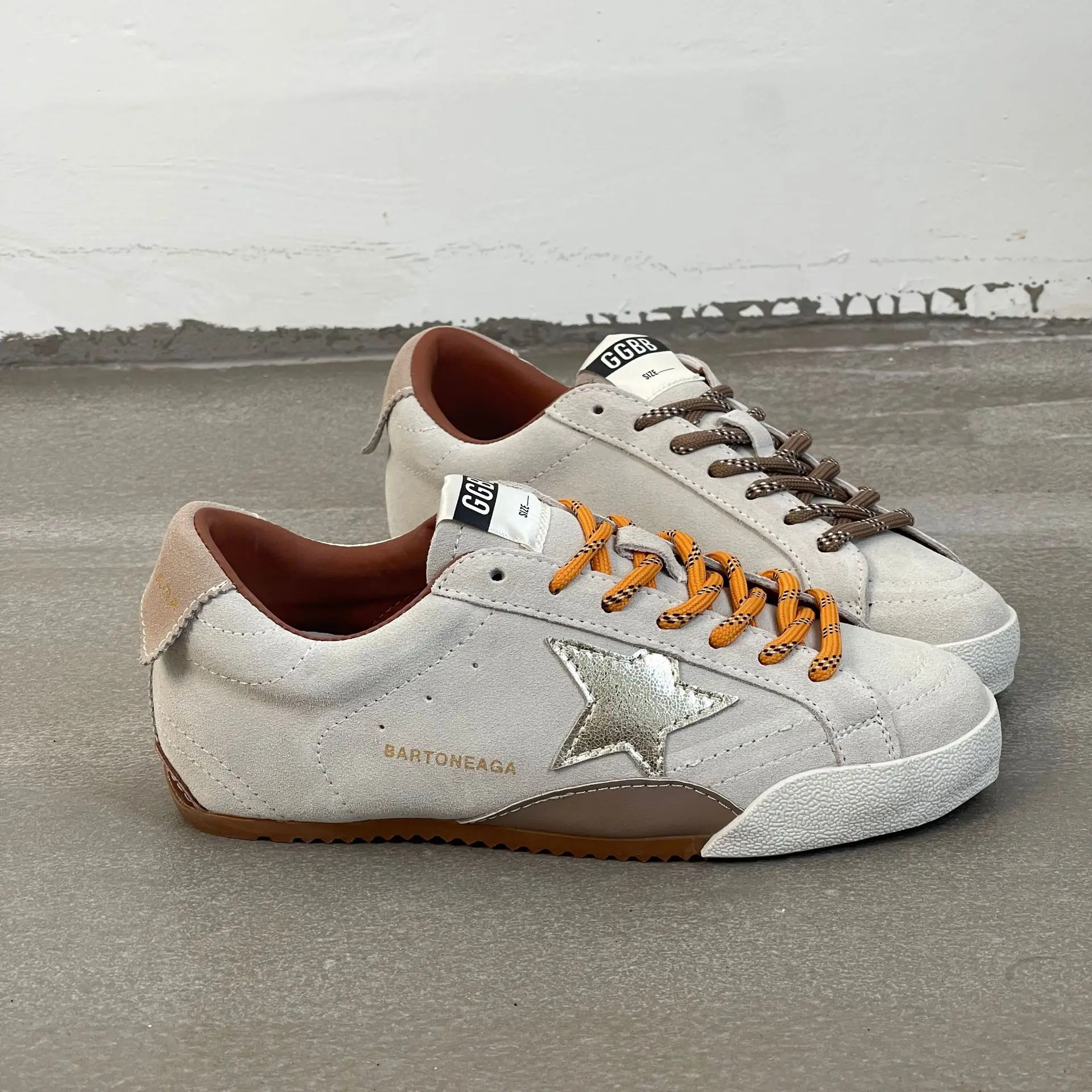 Zapatos interiores de cuero genuino para mujer, calzado Retro con estrella frotada, estilo antiguo y sucio, parte superior de piel de cerdo, zapatos atléticos informales