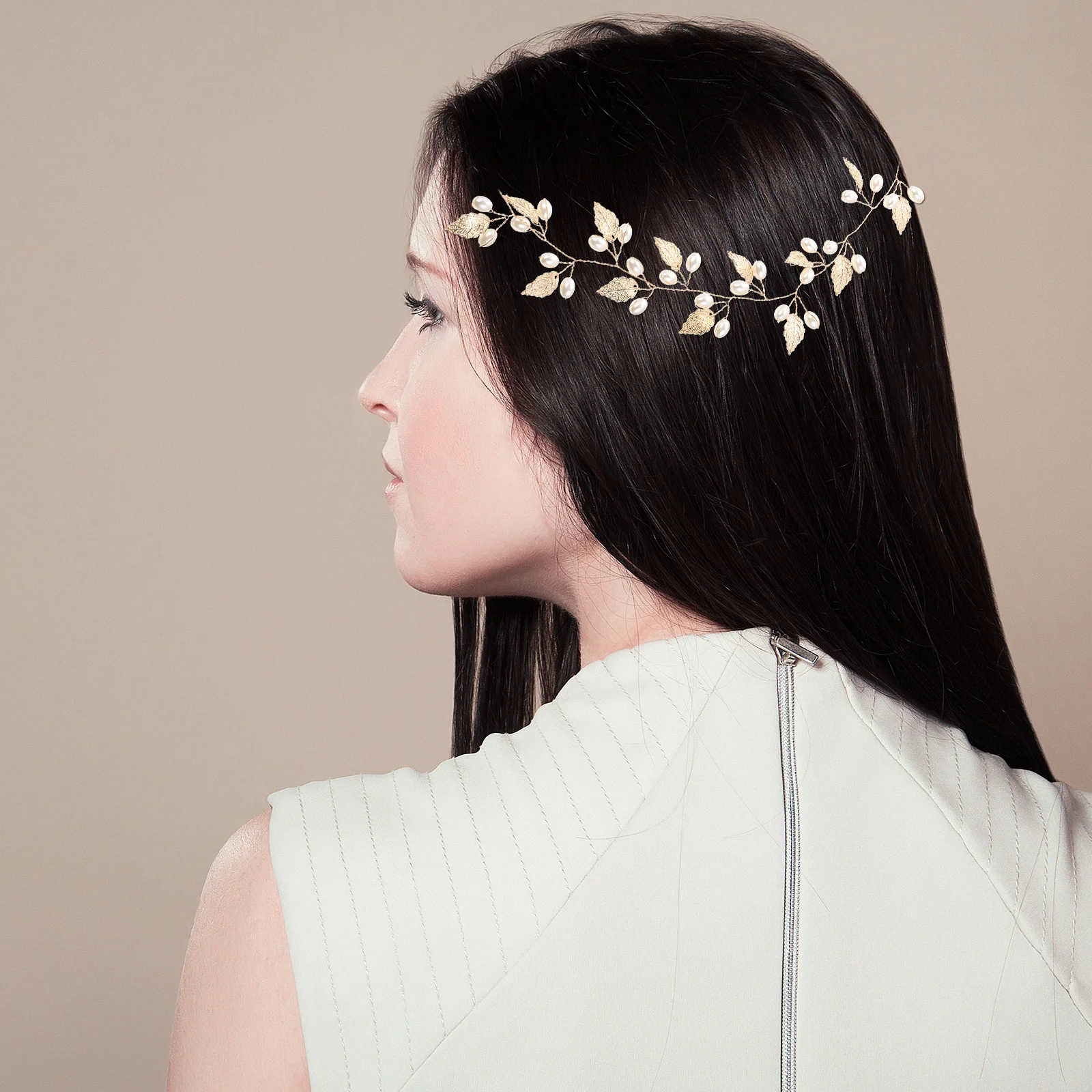 

Bridal Hair Vine Pearl Leaf Wedding Headband Long Hair Accessories for Bride Festival Party Bride Headband Long Veils for Brides