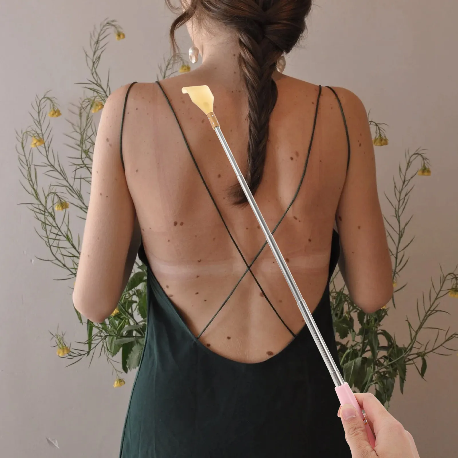 

2Pcs Metal Back Scratching Device with Rolling Bead Technology Telescopic Design for Hard to Reach Areas Face Scalp Massaging