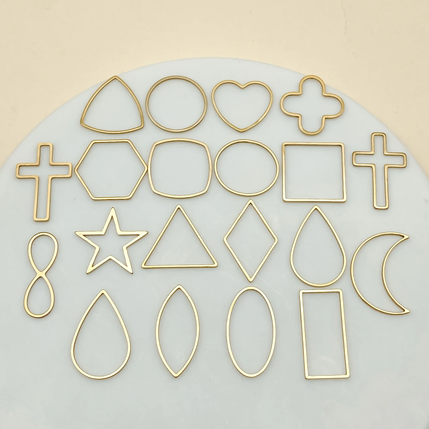 20pcs Moon Star Drop Heart Small Charms Gold Stainless Steel Pendants Open Bezels Hollow Frame Mold Bezel DIY Jewelry Making