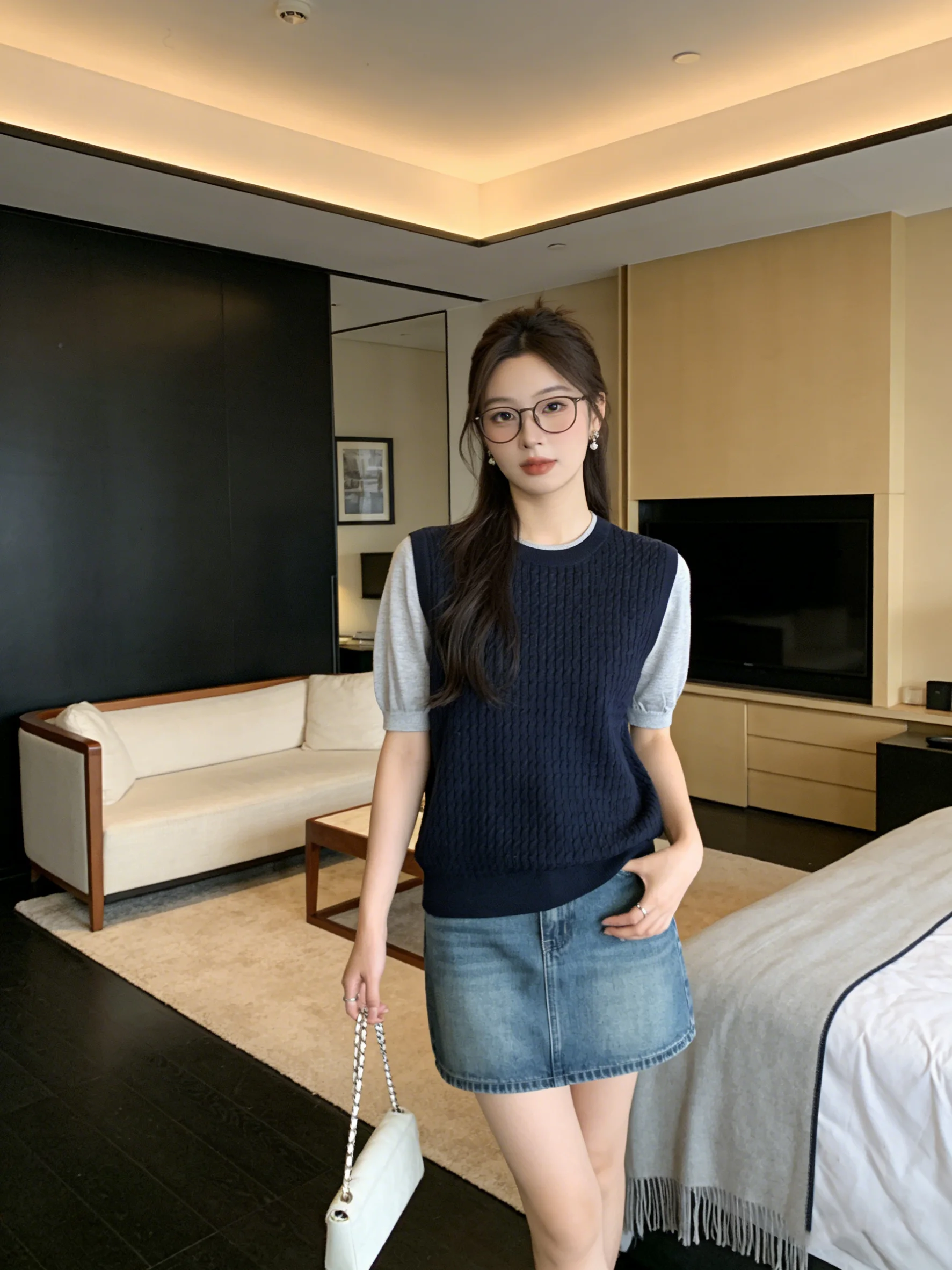 

Korean Style Soft Knitted Short Sleeve round Neck Sweater Fake Two-Piece Skin-Friendly Early Spring Women's Versatile Top