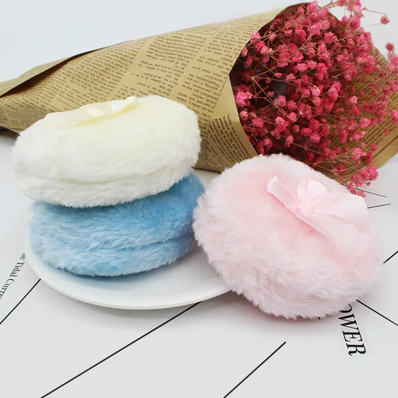 Geeignet für die meisten Menschen. Weicher, großer Körperquaste, Puderquaste, luxuriöser pelziger Puff für Make-up-Künstler, Schönheitssalons, persönlich