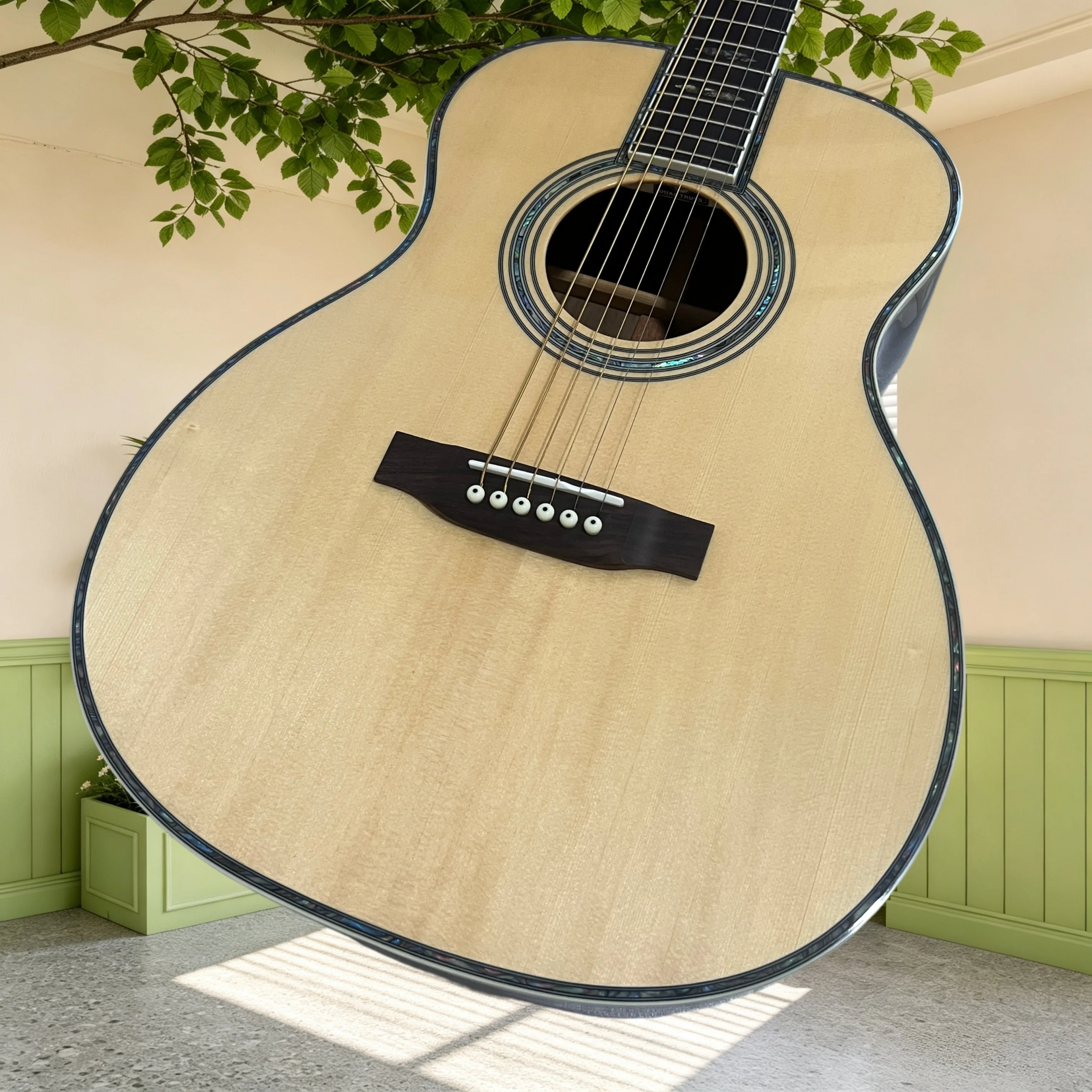 41 Inch OM45 Acoustic Guitar Spruce Top Rosewood Back Sides Abalone Binding Musician Fingerstyle Singing Recording Performance