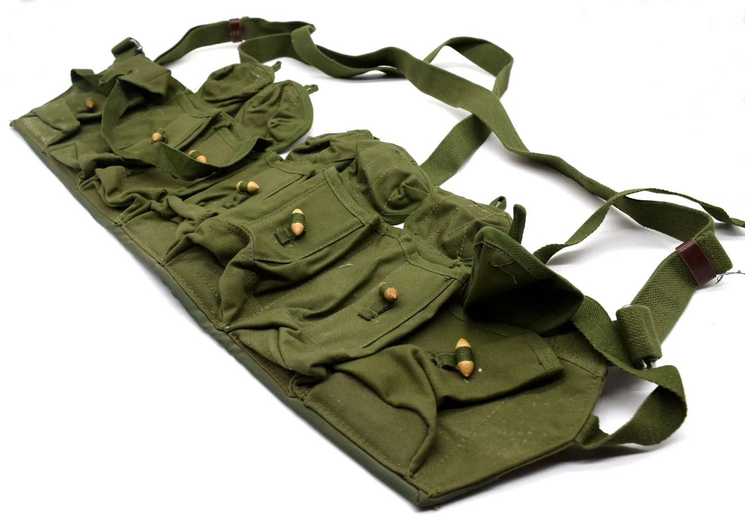 ORIGINAL SURPLUS VIETNAM WAR CHINESE TYPE 7.62mm 63（68）CHEST RIG AMMO POUCH  　