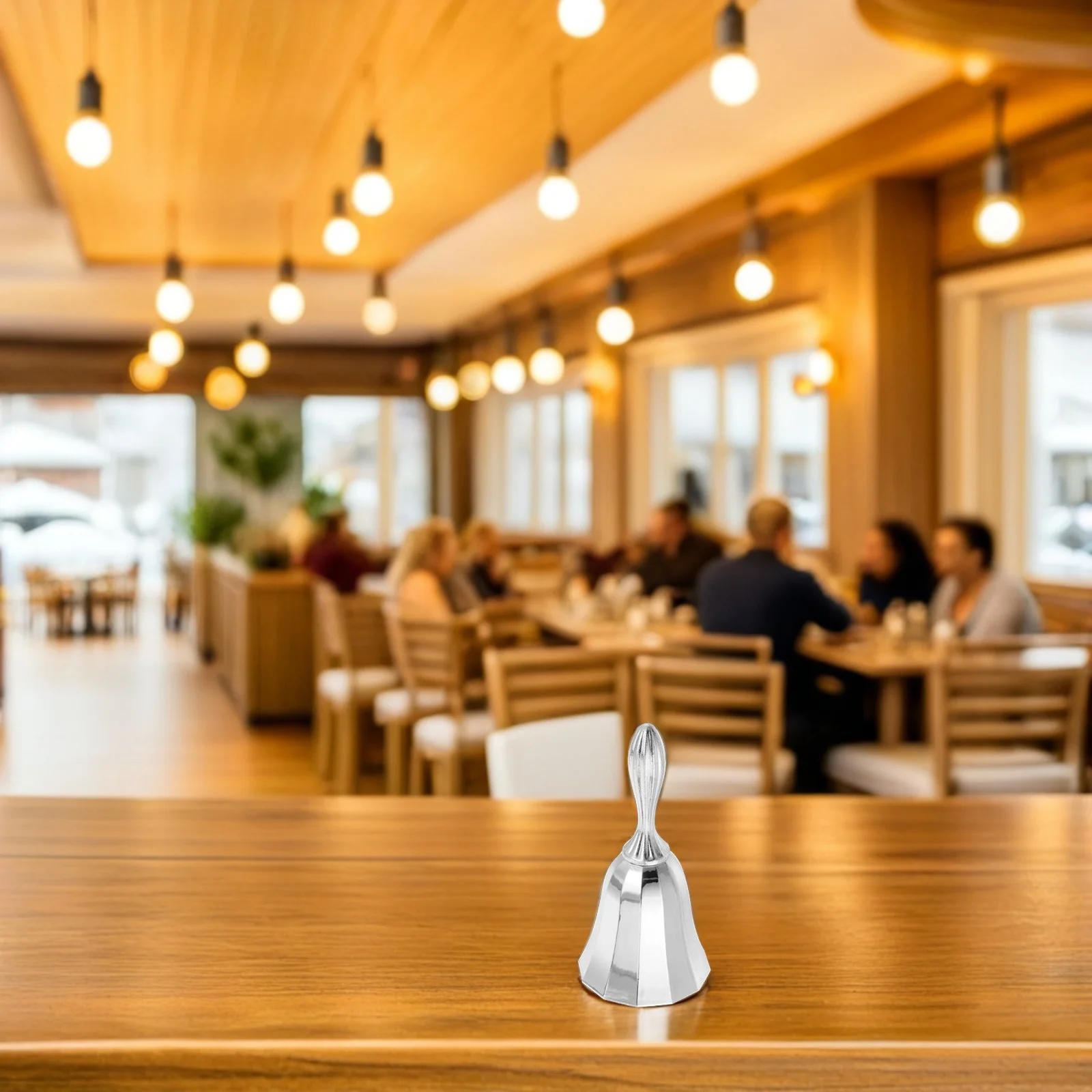 

Vintage European Style Metal Hand Bell Clear Sound Service Bell for Restaurant Bar Decorative Table Top Supplies