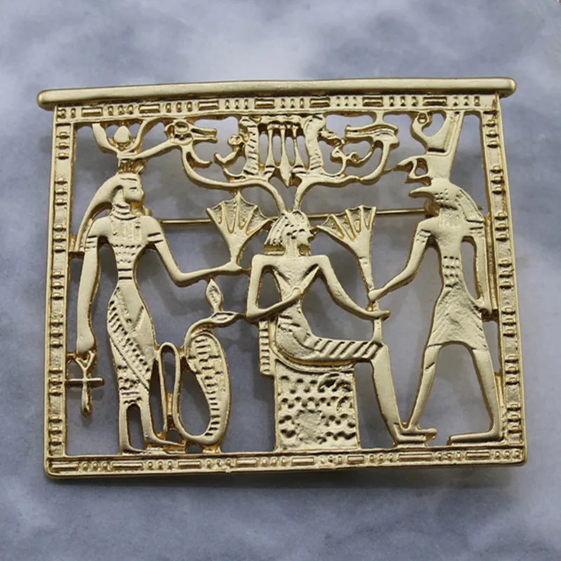 Cuban Rock Egyptian Pharaoh Matte Gold Brooch Female Palace Vintage Matte Gold Series Chest Flower Pin
