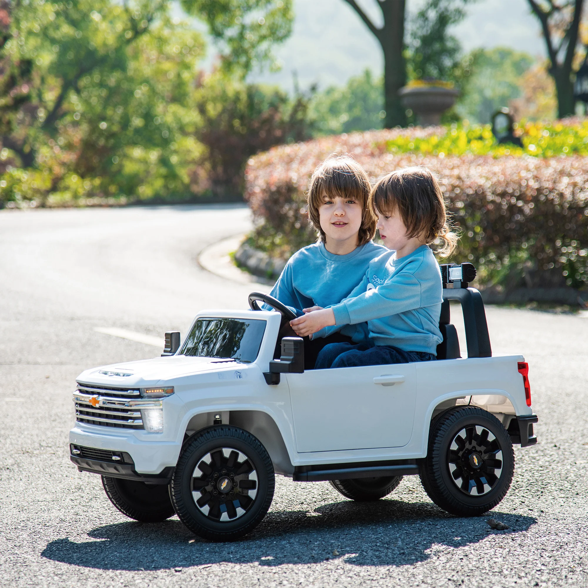 2 Seater Ride On Truck Car, Electric Car for Kids, 4WDmotors, with2.4G Remote Control, Metal Suspension, Soft Start Toys Gifts