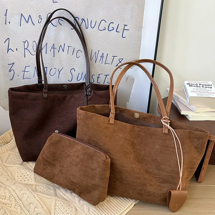 

Light Luxury Niche High-End Capacity Tote Bag Commuter Suede Shoulder Bag Retro Fashion Stylish Underarm