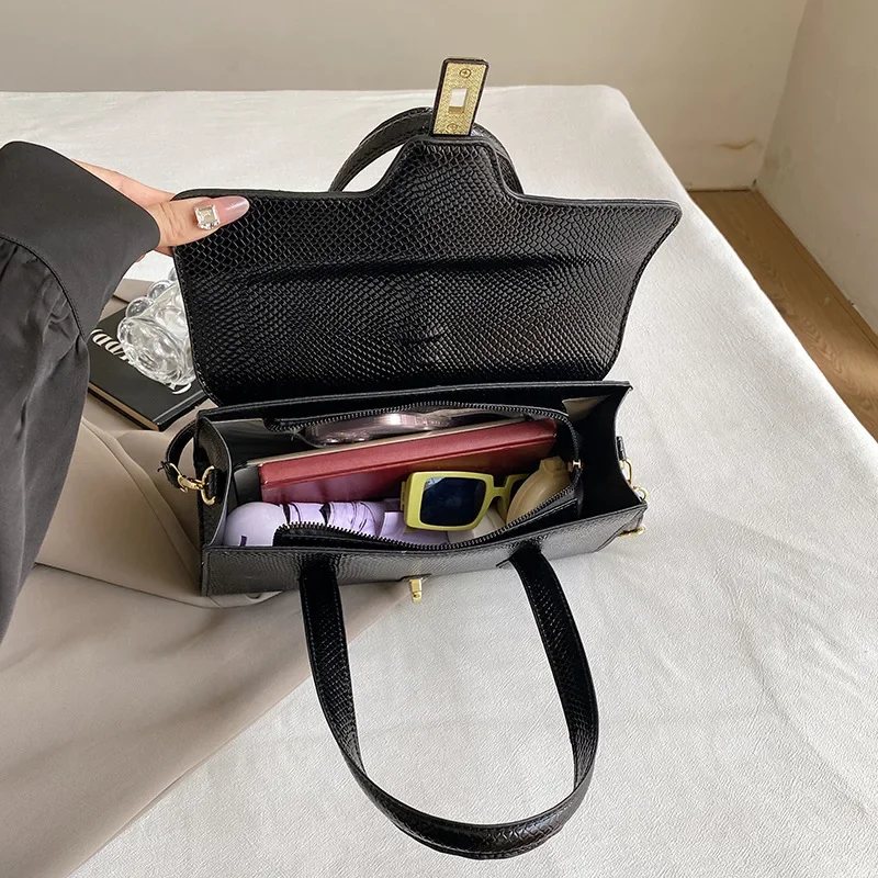 Vintage Floral Print Tote Bag Women's Multi-Way Carry Handheld/Shoulder/Crossbody Eco-Friendly Vegan Leather Oversized Boho Chic