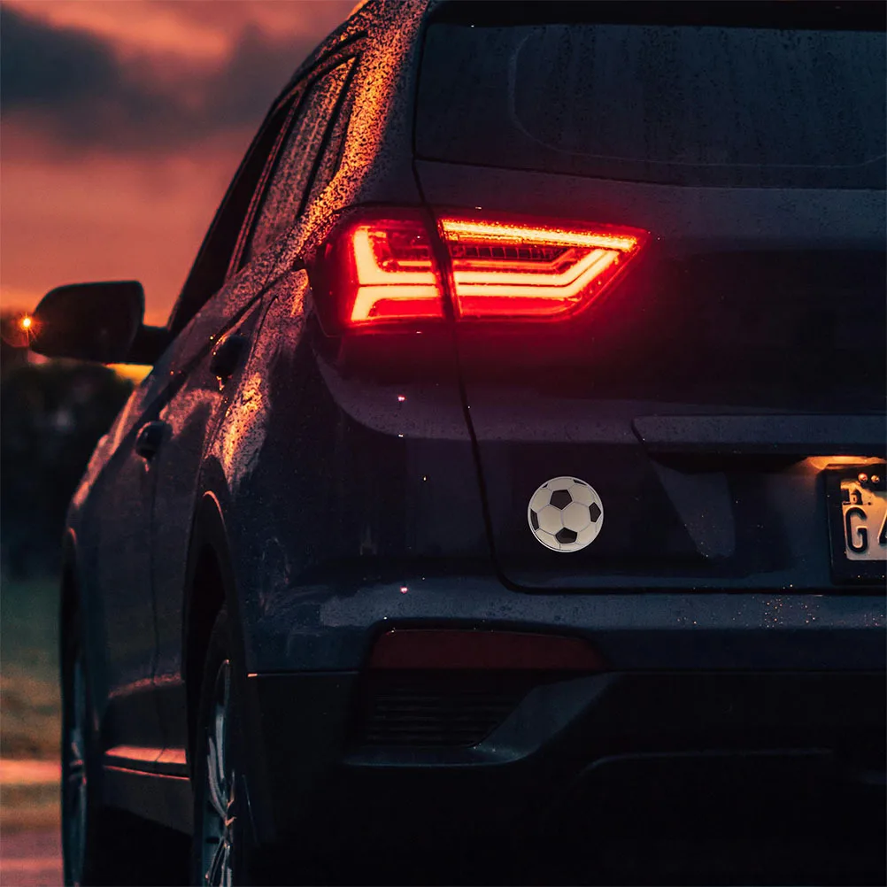 

2Pcs Soccer Car Stickers 3D Metal Football Auto Decal Tailgate Bumper Decoration for Vehicles Trucks Suvs Car Body Stickers