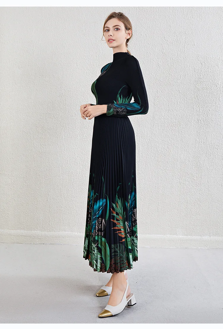 Color-blocked print casual two-piece suit for women, early autumn new style, fashionable, chic, high-end brand, slimming.
