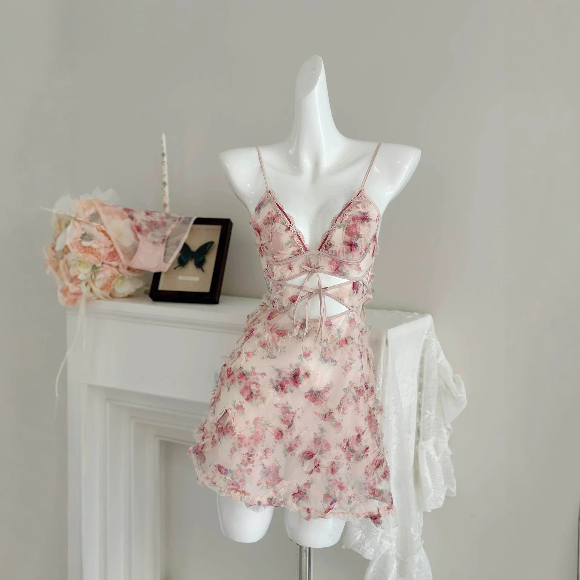 New Three-dimensional Floral Sweet Suspender Nightgown Hollow Pure Lust Sexy Pajamas