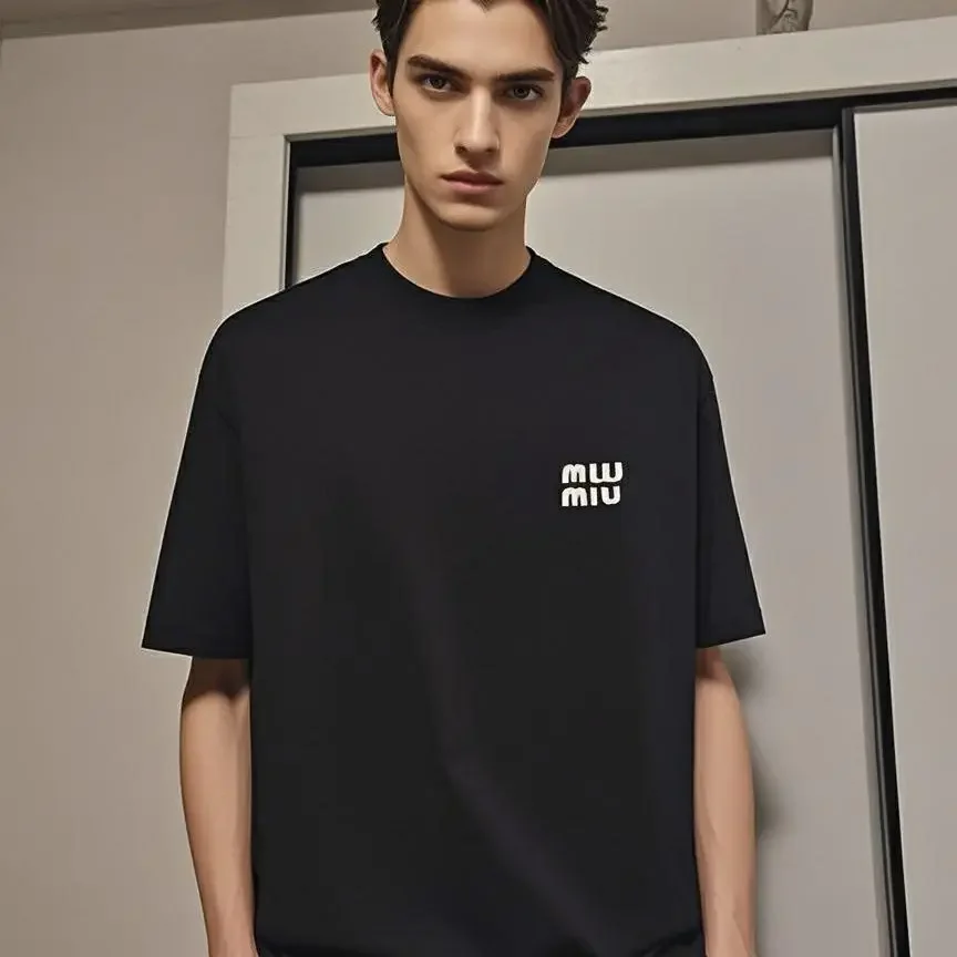 

2025 New Letter Short-sleeved Men Simple Double-sided Printing Trend Fashion T-shirt Loose Solid Color Bottom Shirt Crewneck Top