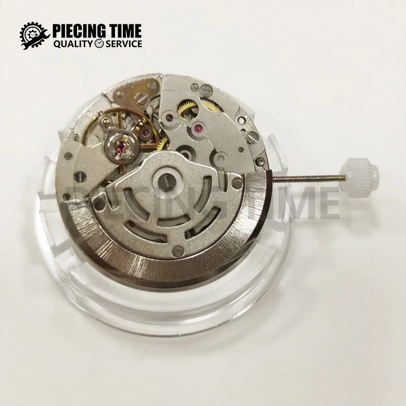 Adatto per parti di orologi con movimento 8215 8205 Movimento con disco con data grande Movimento a 4 lancette 24 ore Movimento automatico dell'orologio GMT 2813