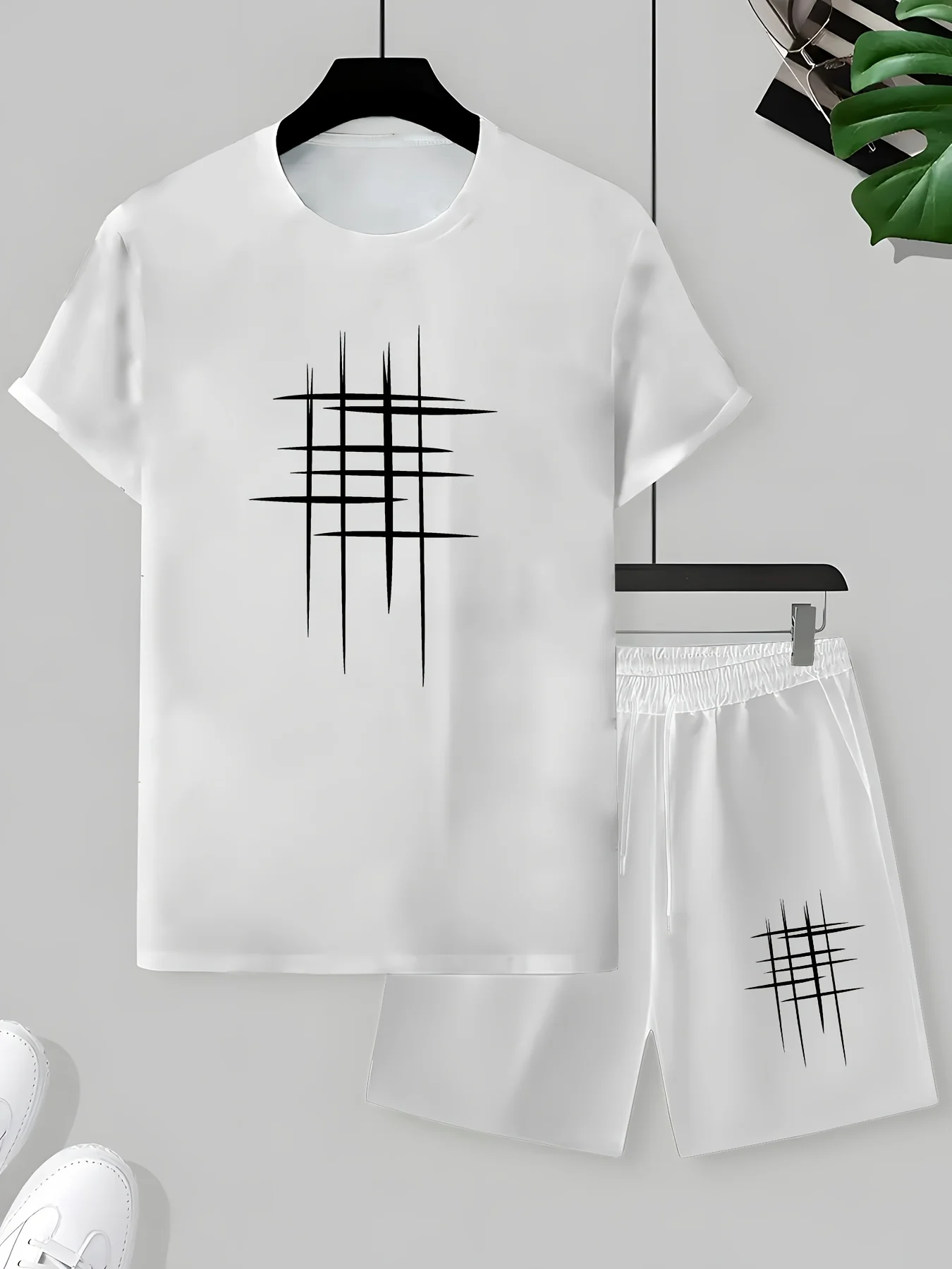 Summer Men's Set Minimalist Athletic Casual Crew Neck T-Shirt Streetwear Breathable Short-Sleeve Top and Shorts Two-Piece Set