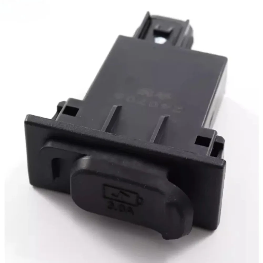 For Wuyang for Honda Forza NSS350 PCX160 LEAD125 38940-K1Z-CA1-M1 Mobile USB Charger Motorcycle Parts view 4