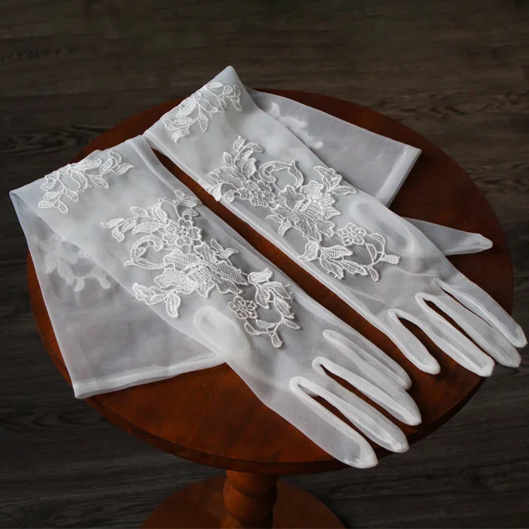 CC Bruiloft Handschoenen voor Vrouwen Party Accessoires Bruids Wanten Engagement Witte Lange Gants Ivoor Kleur Geappliceerd Luvas WG096