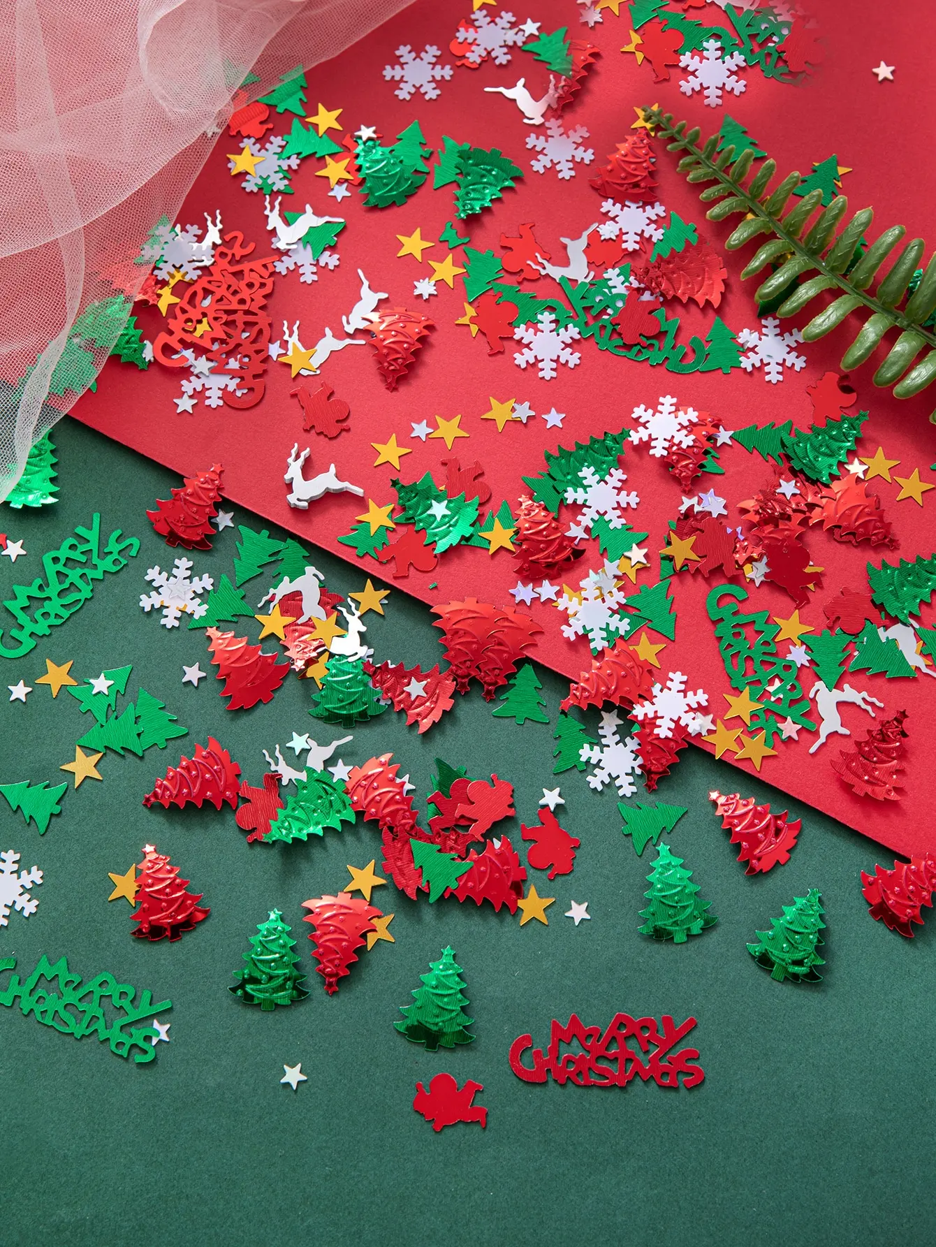 Merry Christmas Sequins, Snowflakes Christmas table confetti, Christmas supplies, small gifts display