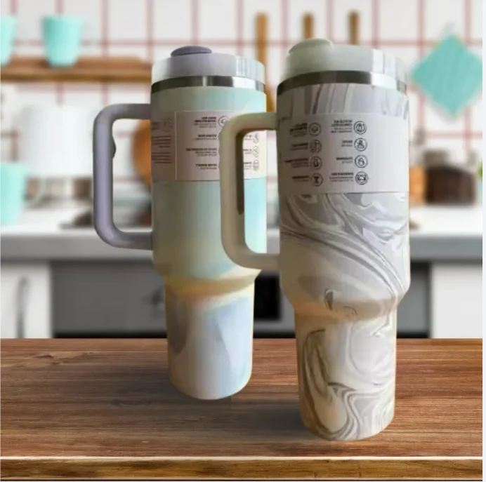 كوب سفر 40 أونصة مع غطاء، غطاء من القش، ستانلس ستيل، شاي مثلج مع الماء، كوب هدايا مقهى للرجال والنساء