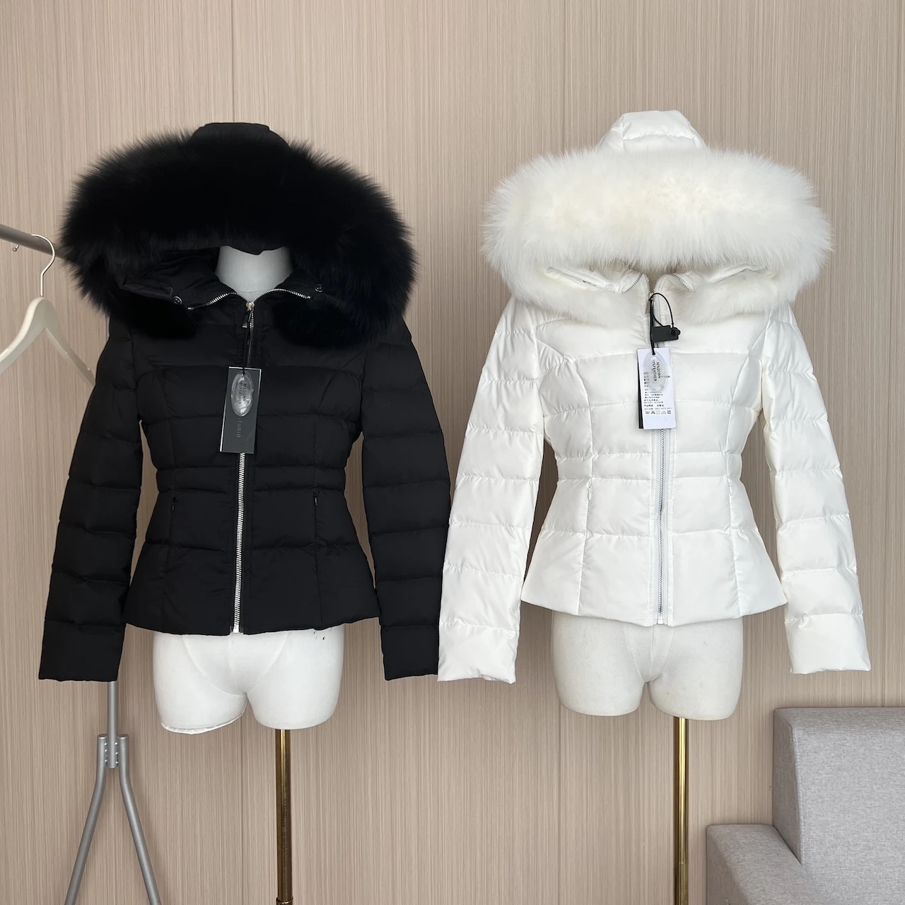 Women's White Duck Down Hooded Faux Fur Collar Thick Warm Coat Lady Winter Keep Warm Long Sleeve Slim Down Jacket Outwear